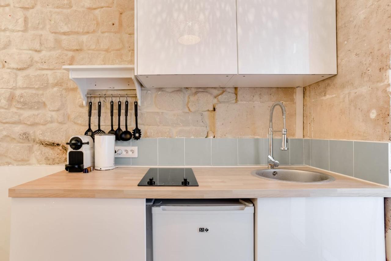 Studio Near Le Moulin Rouge And Montmartre Париж Екстериор снимка