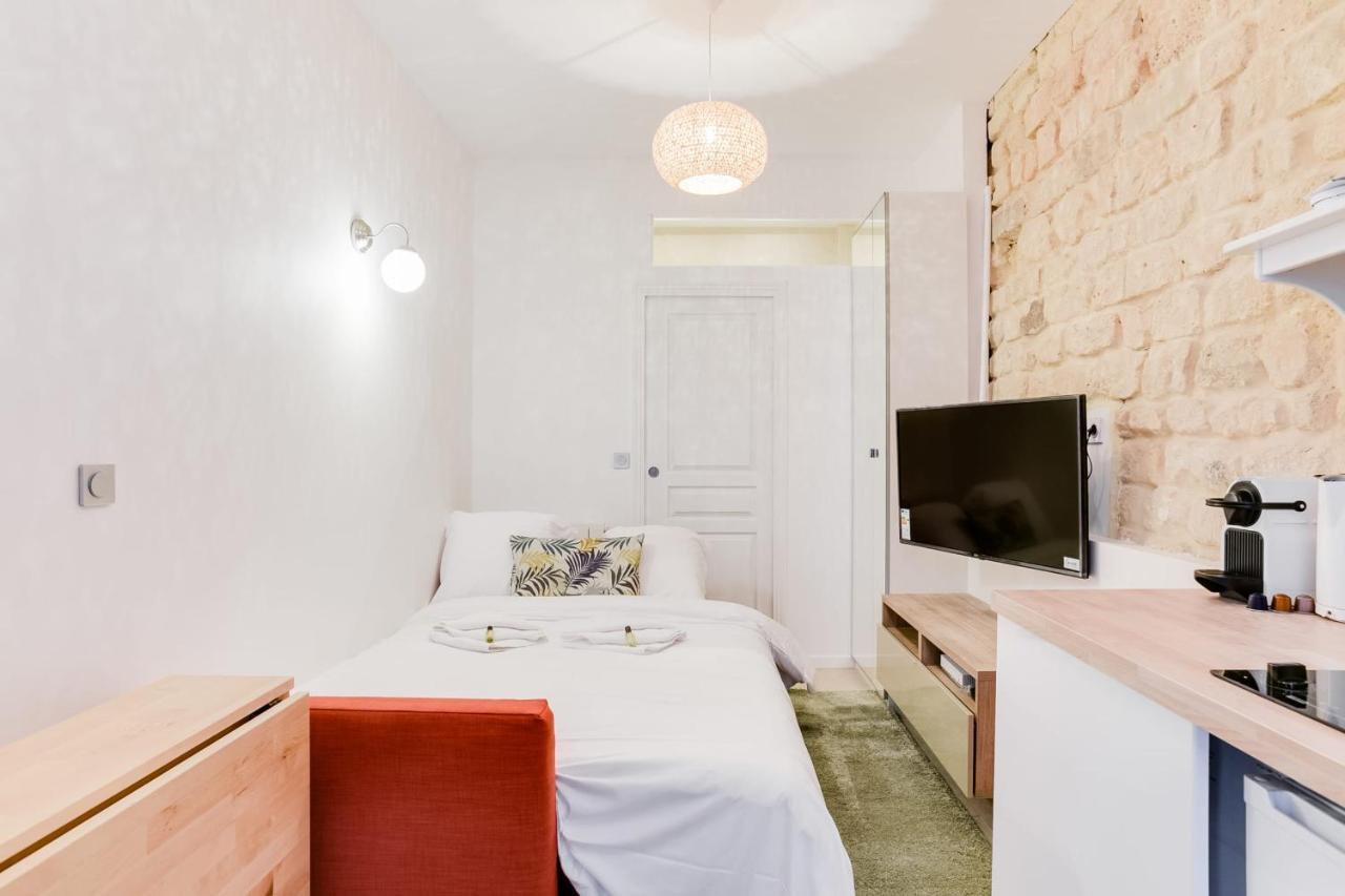 Studio Near Le Moulin Rouge And Montmartre Париж Екстериор снимка